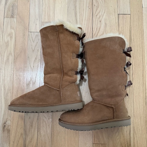 UGG Women's Bailey Bow Tall II Chestnut Suede Boots Size 8 Retail for $250 - Picture 9 of 11